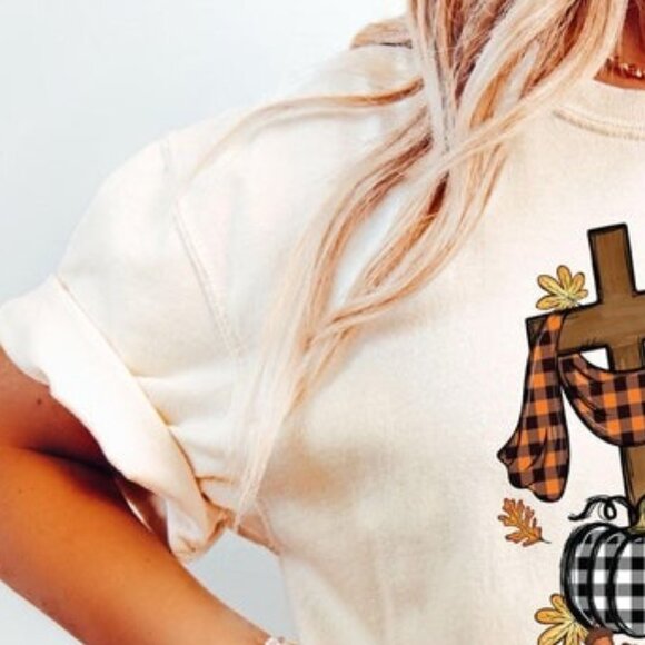 Fall Shirt, Thanksgiving T-Shirt, Leopard Pumpkin Shirt - Picture 3 of 4